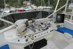 37ft Striker Yacht For Sale