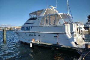 1996 Hatteras 50' Sport Deck thumbnail 1