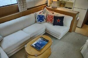 1996 Hatteras 50' Sport Deck thumbnail 20