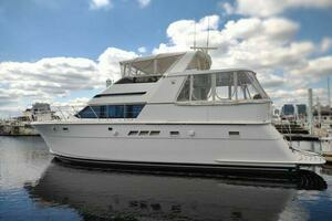 1996 Hatteras 50' Sport Deck thumbnail 2