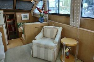 1996 Hatteras 50' Sport Deck thumbnail 31