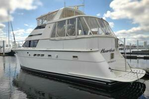 1996 Hatteras 50' Sport Deck thumbnail 3