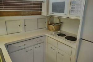 1996 Hatteras 50' Sport Deck thumbnail 45