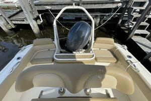 Photo 3902413 for 2020 Scout 195 Sportfish  