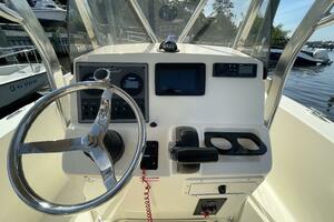 Photo 3902406 for 2020 Scout 195 Sportfish  