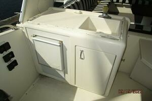1986 Hatteras 63 CPMY thumbnail 21