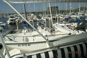 1986 Hatteras 63 CPMY thumbnail 23