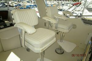 1986 Hatteras 63 CPMY thumbnail 19