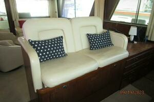 1986 Hatteras 63 CPMY thumbnail 49
