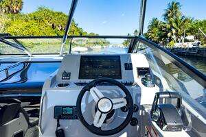  2024 Beneteau Flyer 10 Yacht For Sale in Fort Lauderdale FL