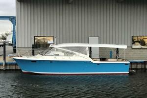 TONIC 31ft Chris Craft Yacht For Sale