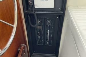 TONIC 31ft Chris Craft Yacht For Sale