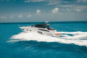  2017 Princess V48 Yacht For Sale in Cancun 