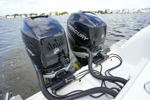 Photo 3910244 for 2021 Sea Fox 328 Commander  