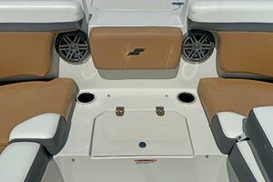23ft Starcraft Yacht For Sale