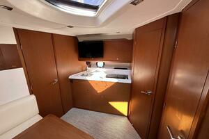 2013 Beneteau Gran Turismo thumbnail 19