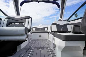 Photo 3970709 for 2021 Monterey 255 SS  