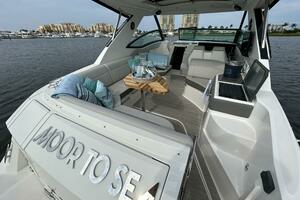 2021 320 Sundancer - Moor To Sea - Cockpit