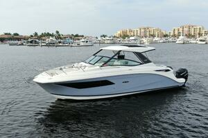 2021 320 Sundancer - Moor To Sea