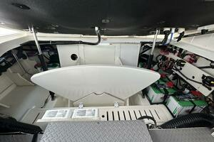 2021 320 Sundancer - Moor To Sea - Mechanical