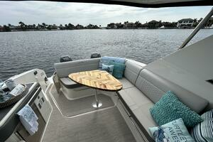 2021 320 Sundancer - Moor To Sea - Cockpit