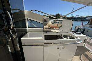 2015 Princess V52 thumbnail 5