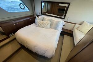 2015 Princess V52 thumbnail 23