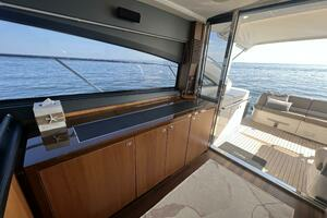 2015 Princess V52 thumbnail 8