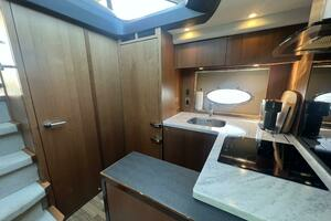 2015 Princess V52 thumbnail 19