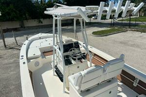 2014 Pathfinder HPS 26 thumbnail 13