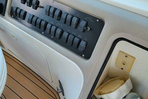 2000 Sea Ray 540 Sundancer thumbnail 39
