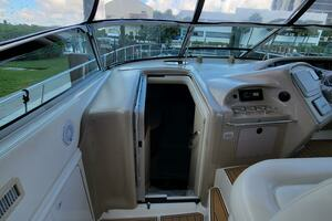2000 Sea Ray 540 Sundancer thumbnail 24