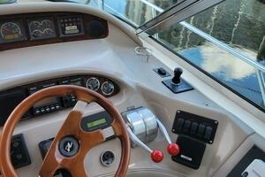 2000 Sea Ray 540 Sundancer thumbnail 36
