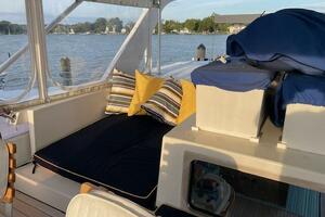 Photo 3922966 for 1996 President 58 Motor Yacht  