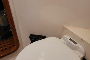 Photo 3922639 for 1996 President 58 Motor Yacht  