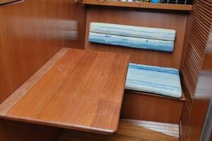 Photo 3922697 for 1996 President 58 Motor Yacht  