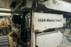 Photo 3922608 for 1996 President 58 Motor Yacht  