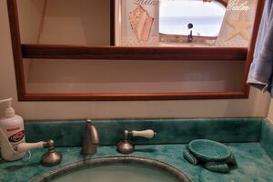 Photo 3922630 for 1996 President 58 Motor Yacht  