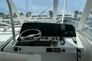 2006 Luhrs 41 Open thumbnail 9