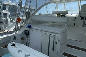 2006 Luhrs 41 Open thumbnail 12