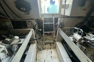 2006 Luhrs 41 Open thumbnail 15