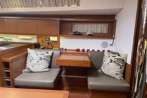 2017 Beneteau Oceanis 45 thumbnail 35