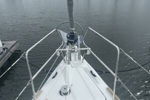 2017 Beneteau Oceanis 45 thumbnail 12