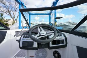 Photo 4041000 for 2024 Regal 21 OBX  