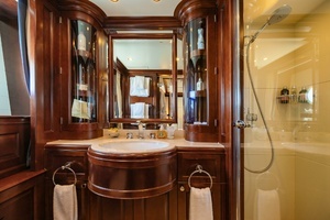 2009 Benetti Benetti Classic 120 thumbnail 51