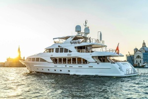 2009 Benetti Benetti Classic 120 thumbnail 3
