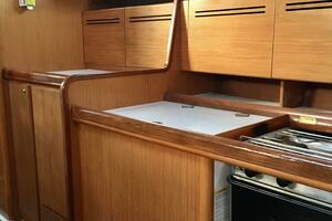 Bubble Moon 43ft Beneteau Yacht For Sale