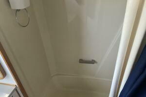 1989 Chris-Craft 427 Catalina thumbnail 11