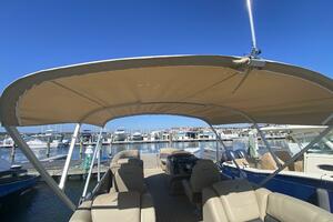 Photo 3929874 for 2022 Starcraft CX 25R  