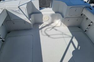 Photo 3931115 for 2001 Glacier Bay 2640 Renegade  